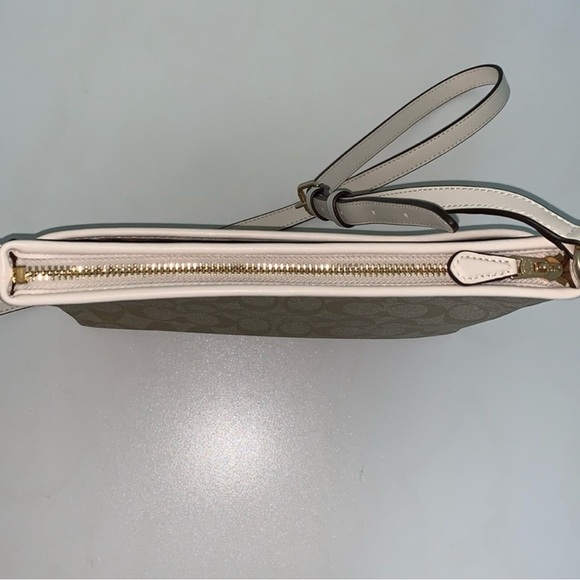 Coach Tan and Cream Crossbody Bag - Picture 3 of 7
